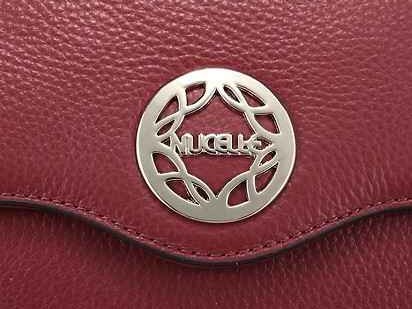 搞懂纽芝兰 一个让通勤变得时髦还能装下你整个生活的包袋牌子