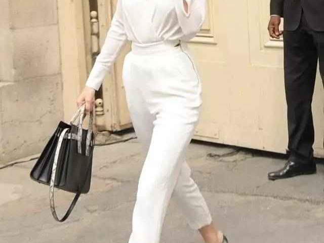 白色裤子搭配衣服全攻略 轻松穿出清爽高级感