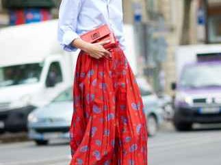 小碎花裙子配上衣秘诀这样搭美翻天