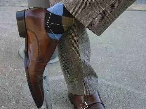 皮鞋配袜子这些坑你别踩