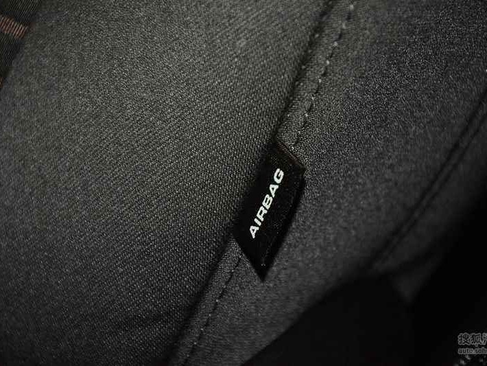 揭秘黑棕色这种神秘色彩的真面目