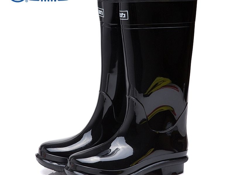 雨天不想丑鞋湿脚这份靠谱雨靴品牌挑选指南你收好