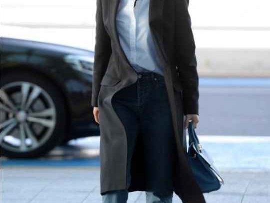 白色衬衫外套搭配全攻略 穿出你的风格