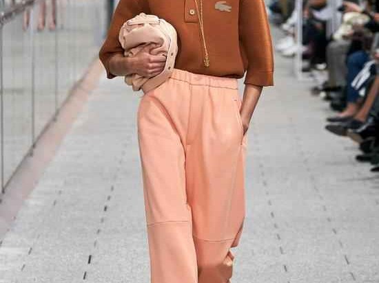 Polo衫外套搭配全解析 穿出你的风格