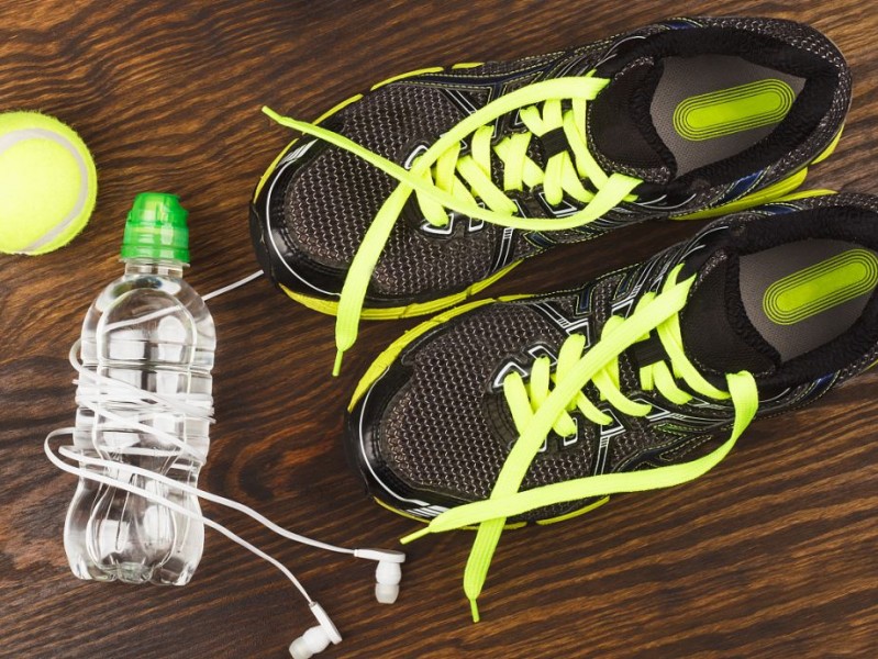 阿迪达斯neo到底是个啥 搞懂它让你秒变潮流青年