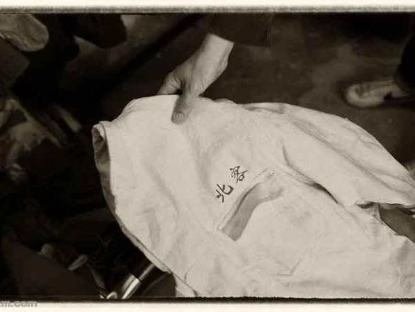 古着时光里的旧衣衫