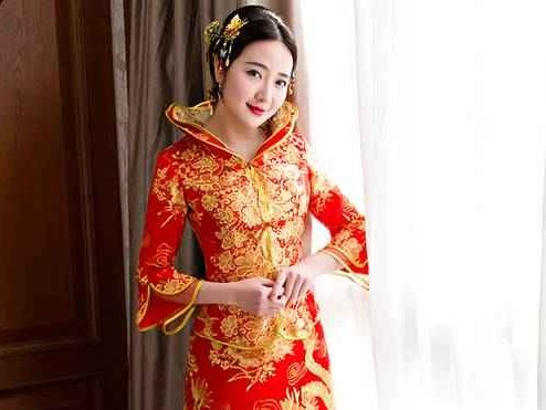 一袭红妆蕾丝梦：解锁中式新娘服的千年浪漫与新潮