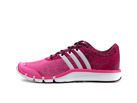 街头潮人都在问 鞋子上的M究竟是哪个大牌